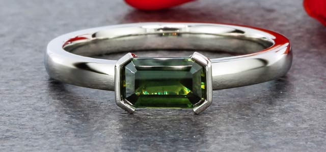 tsavorite ring